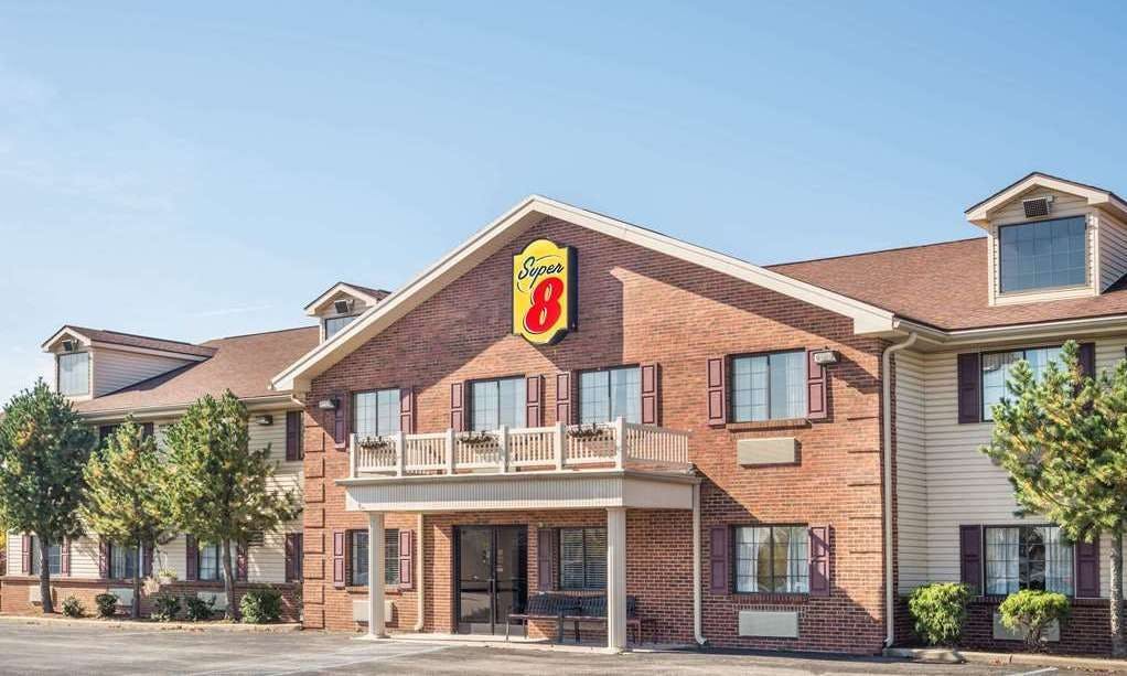 Super 8 by Wyndham Madison IN