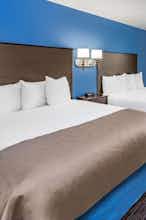 Hotel AmericInn Burnsville photo 1