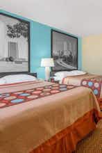 Hotel Super 8 Tulsa/Route 66 photo 2