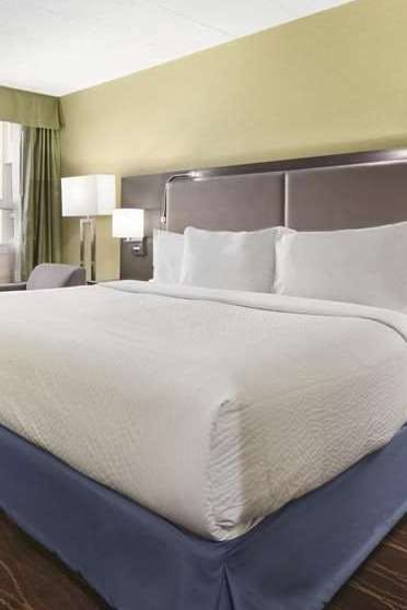 Hotel Days Inn - Ottawa photo 3