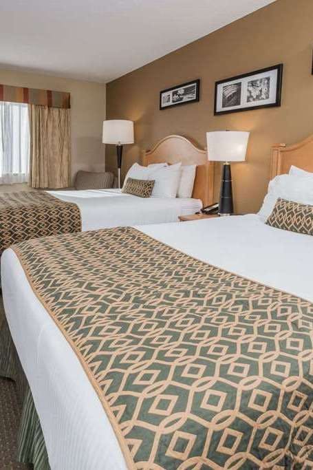 Hotel Baymont IS Lancaster photo 1