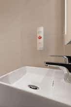 Hotel Ramada by Wyndham Cobham photo 5