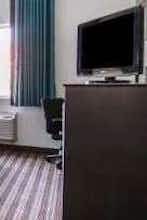 Hotel Super 8 by Wyndham Brenham TX photo 4