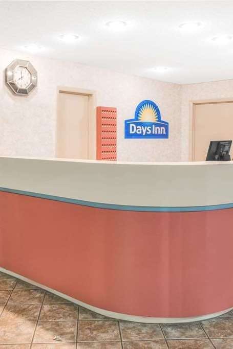 Hotel Days Inn by Wyndham Calvert City/Paducah East photo 4