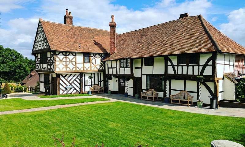 Voco Lythe Hill Hotel & Spa