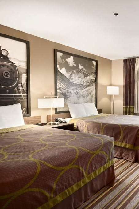 Hotel Super 8 by Wyndham Durango photo 2