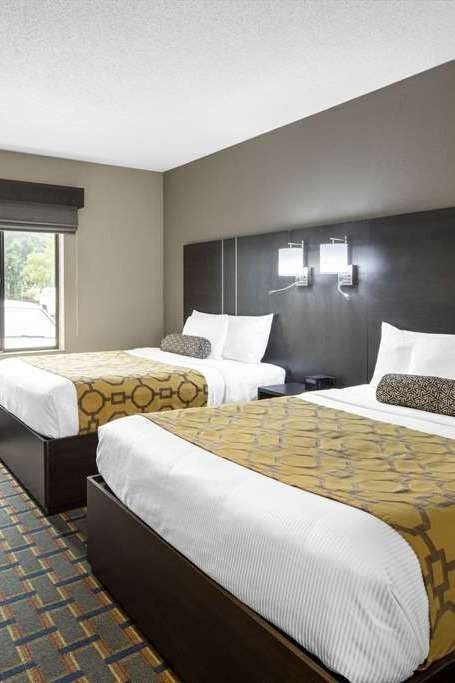 Hotel Baymont by Wyndham Pooler/Savannah photo 3