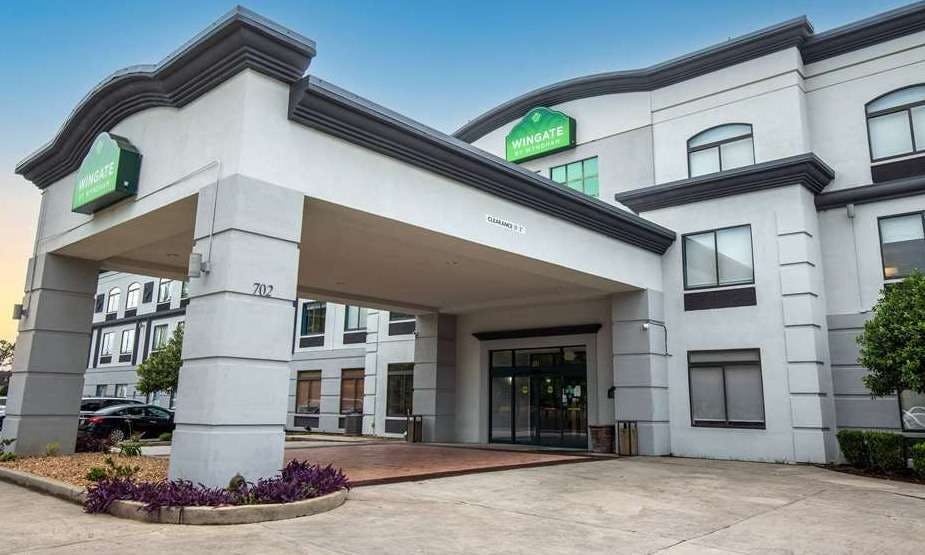 Wingate by Wyndham Lafayette Airport