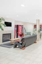 Hotel Microtel Inn & Suites by Wyndham Colfax/Newton photo 4