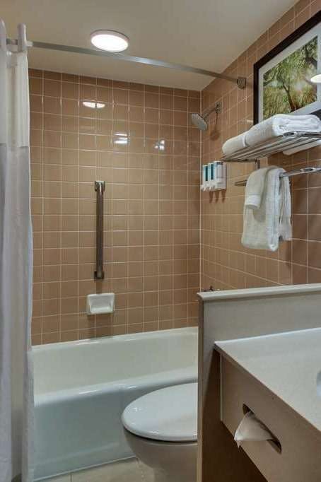 Hotel Pear Tree Inn St Louis Arnold photo 5