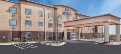 Baymont Midland Center