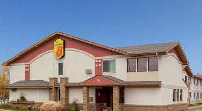 Super 8 by Wyndham Bemidji MN