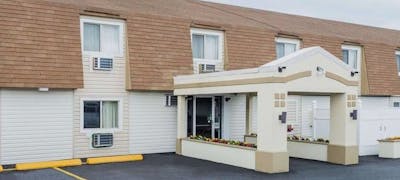 Super 8 Bangor