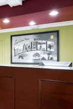 Hotel Super 8 by Wyndham Bangor photo 4