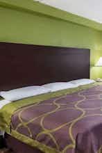 Hotel Super 8 by Wyndham Bangor photo 1