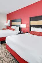 Hotel La Quinta IS Starkville at MSU photo 3