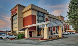 Drury Inn and Suites Bowling Green