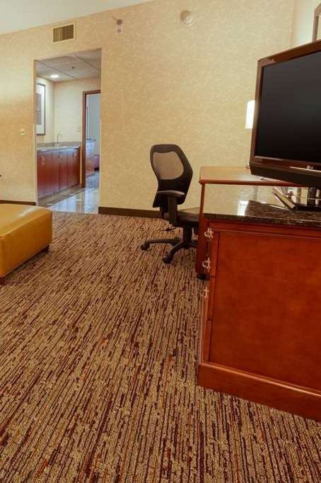Hotel Drury Inn and Suites Indianapolis Northeast photo 3