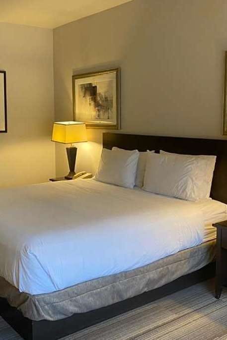 Hotel Hotel Marguerite Anaheim/Garden Grove, Trademark Collection photo 2