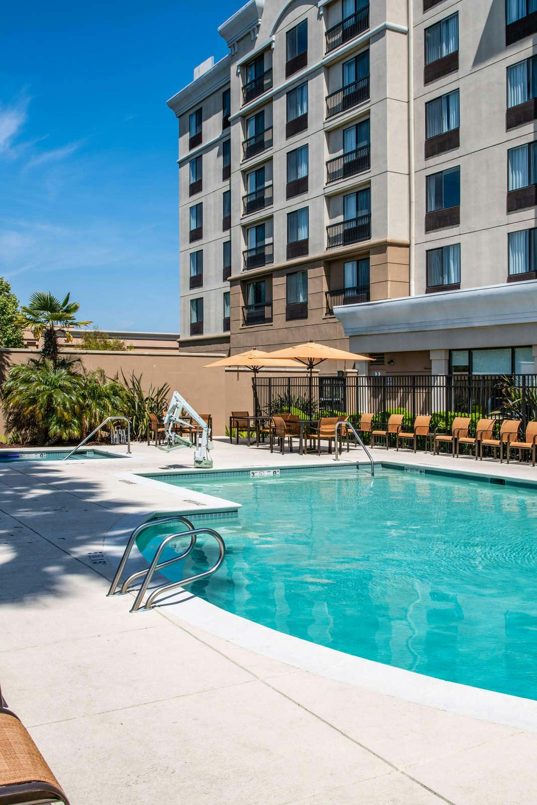 Hotel Courtyard by Marriott Newark Silicon Valley photo 1