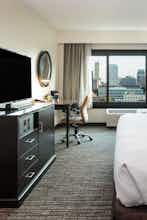 Hotel Crowne Plaza Memphis Downtown photo 2