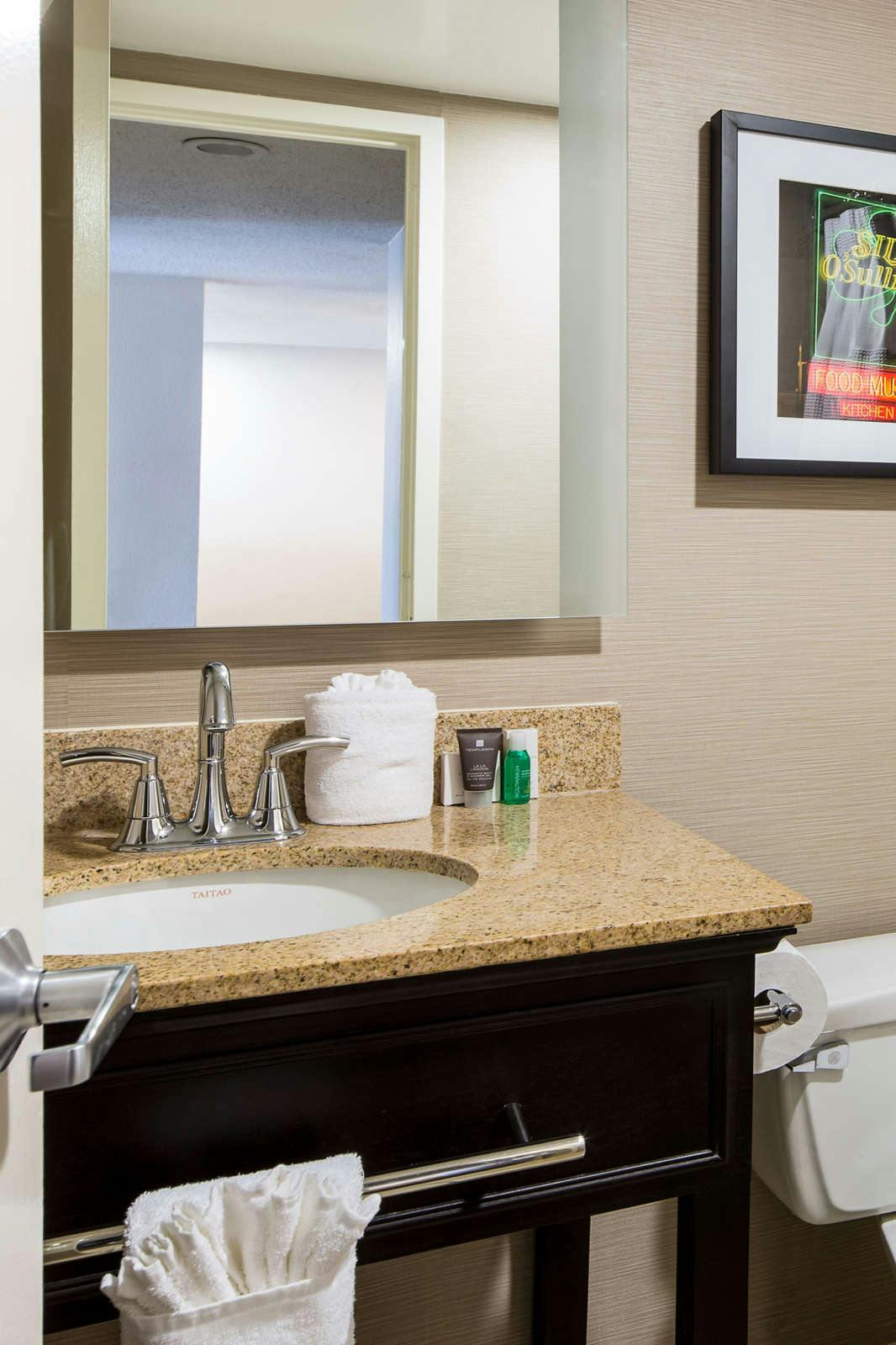 Hotel Crowne Plaza Memphis Downtown photo 4