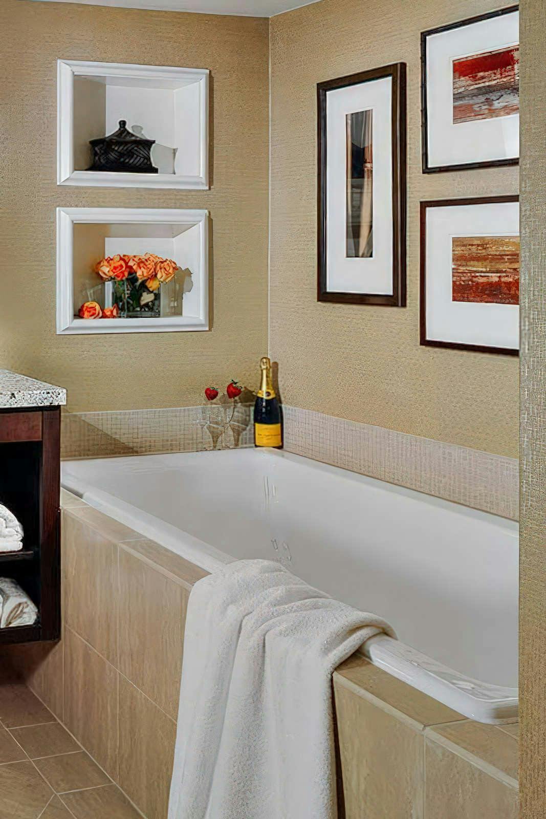 Hotel Crowne Plaza Jacksonville Airport/I-95N photo 5