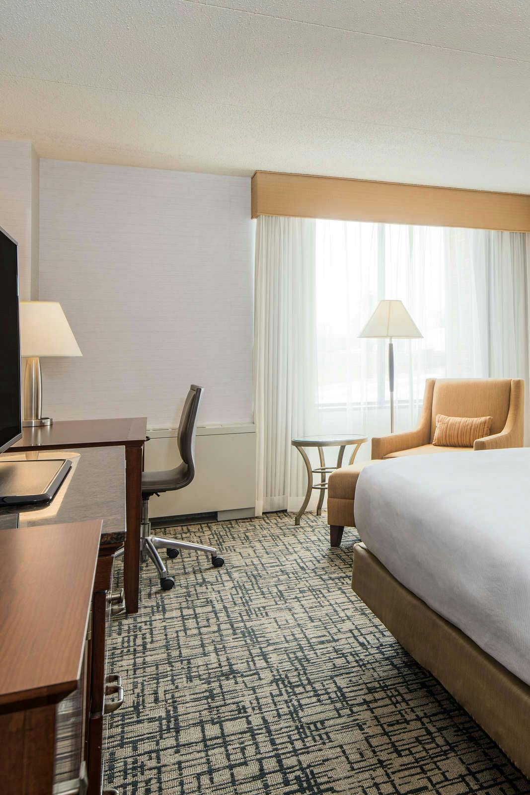 Hotel DoubleTree by Hilton Hotel Syracuse photo 2