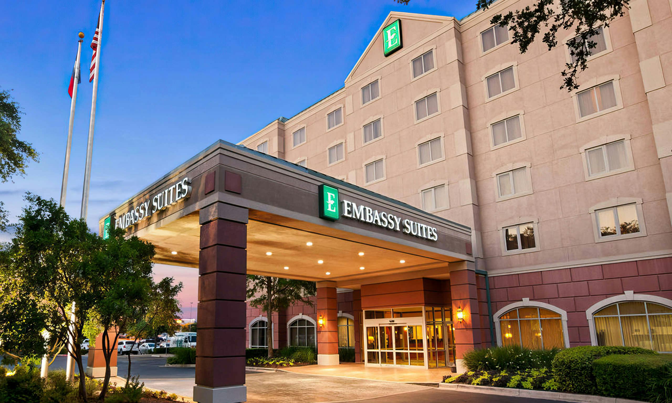 Embassy Suites by Hilton Austin Arboretum