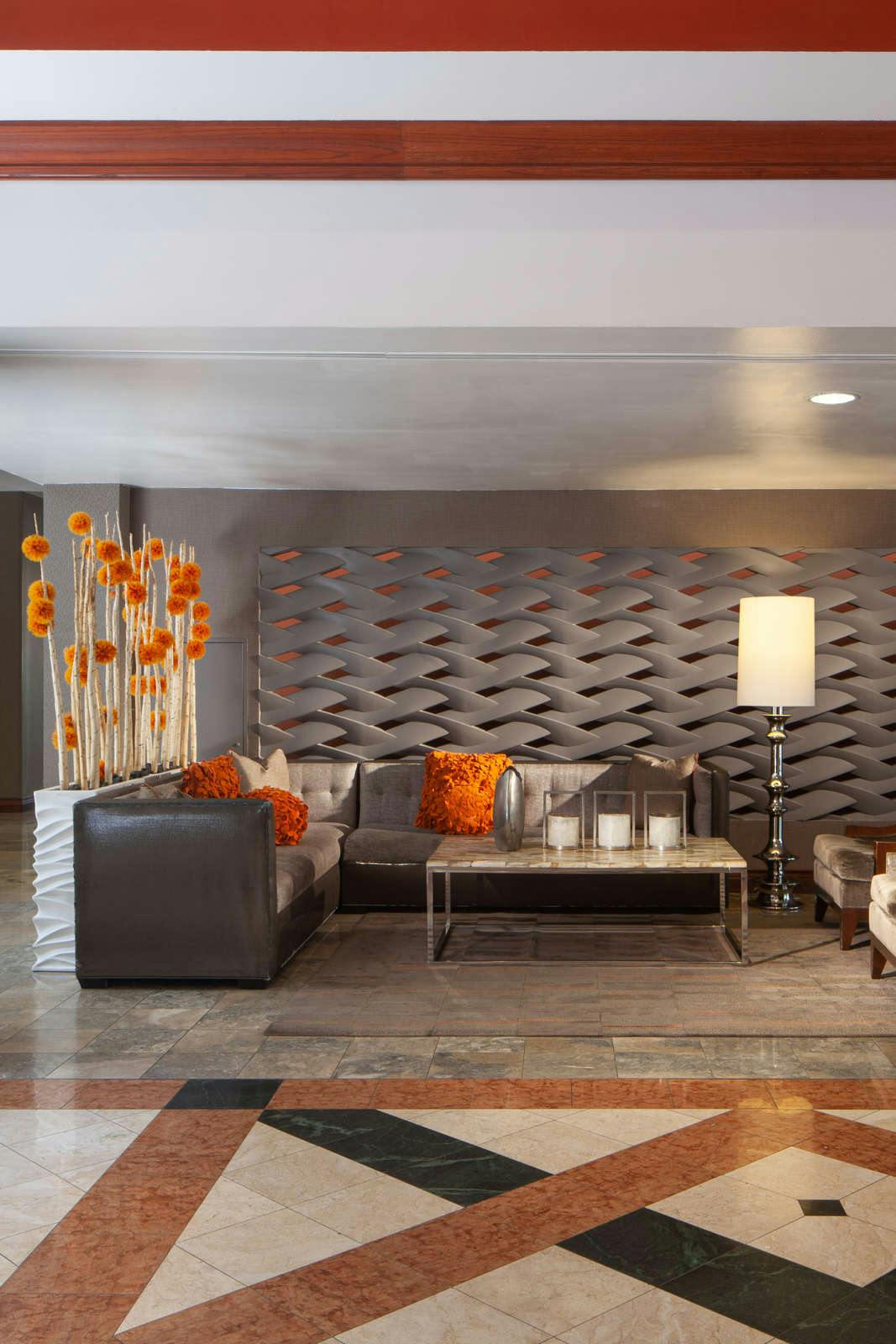 Hotel Embassy Suites by Hilton Dallas Near the Galleria photo 4