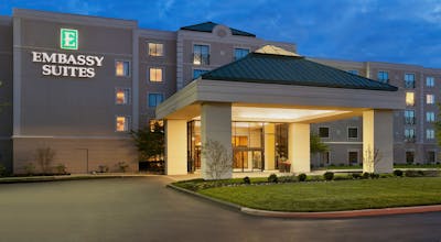 Embassy Suites by Hilton Philadelphia Airport
