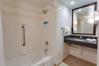 Hotel Drury Inn and Suites Denver Near the Tech Center photo 4