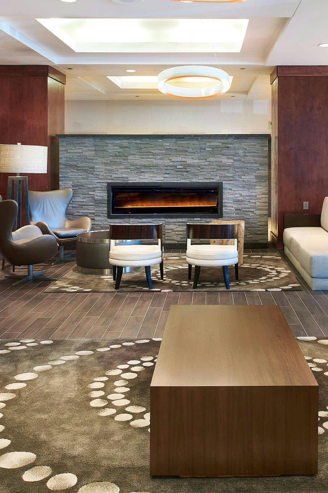 Hotel Hilton Minneapolis-St. Paul Airport photo 5