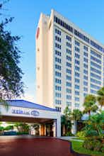 Hotel Hilton St. Petersburg Bayfront photo 1