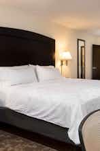 Hotel Holiday Inn Hotel & Suites Charleston West photo 1