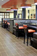 Hotel Holiday Inn Hotel & Suites Charleston West photo 4