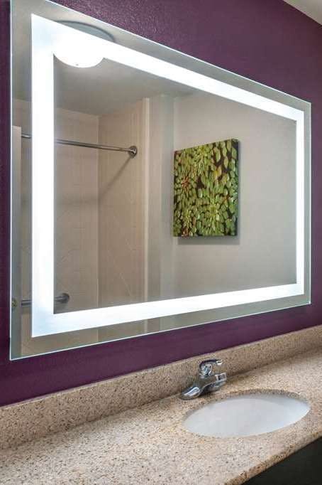 Hotel La Quinta Inn & Suites by Wyndham Latham Albany Airport photo 5