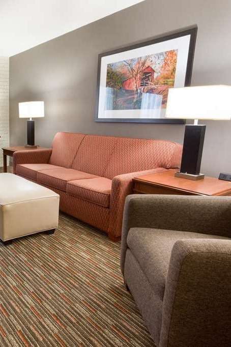 Hotel Drury Inn and Suites Joplin photo 5