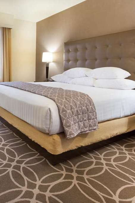 Hotel Drury Inn and Suites Louisville North photo 2