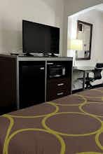 Hotel Super 8 by Wyndham Slidell photo 2