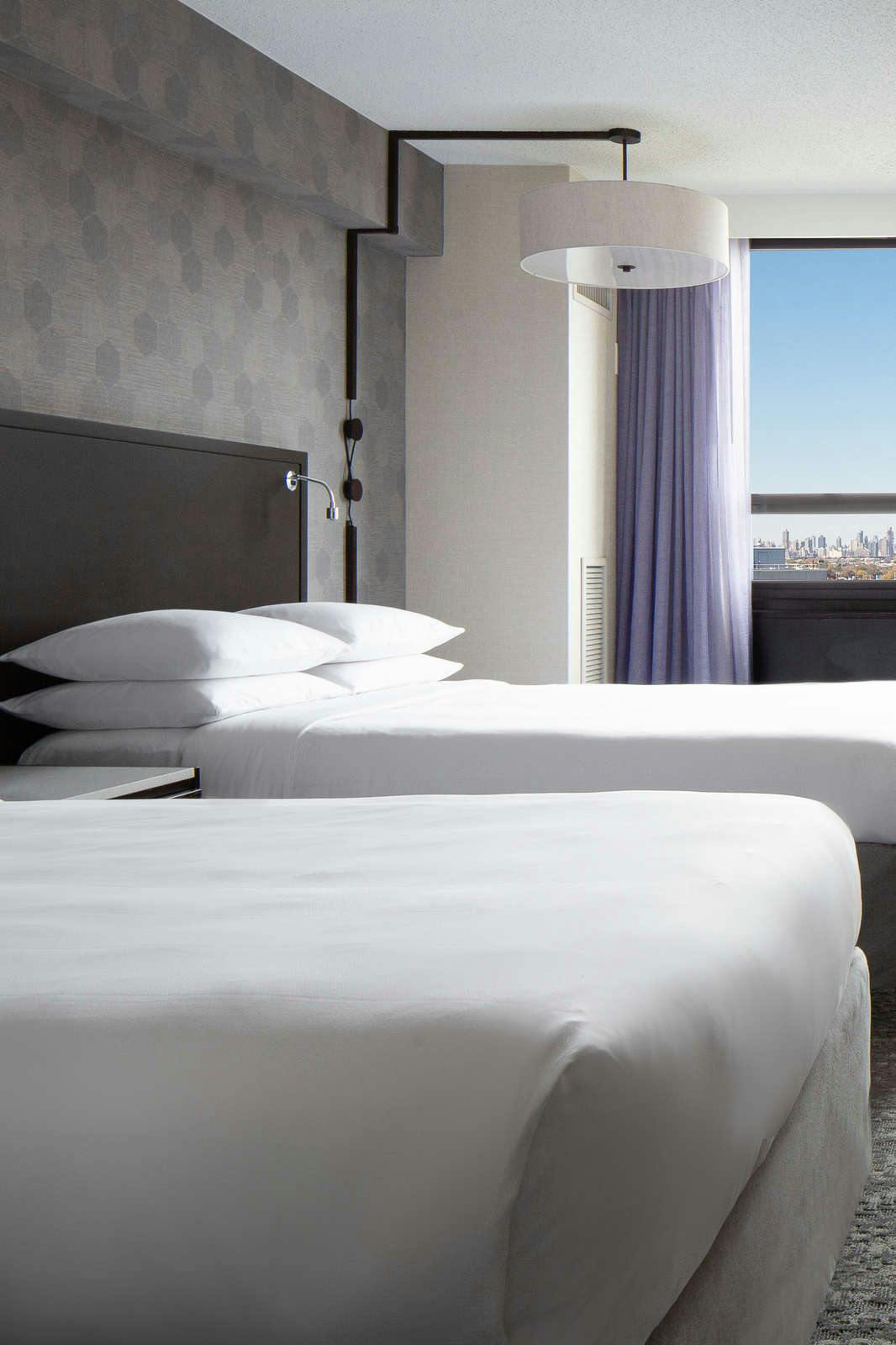 Hotel New York LaGuardia Airport Marriott photo 1