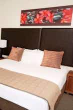 Hotel Mantra Sun City photo 1