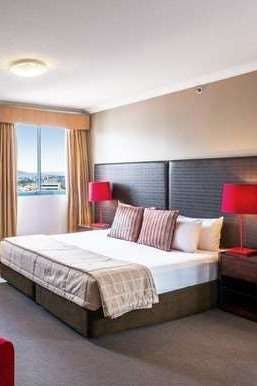 Hotel Mantra on Queen photo 1