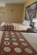 Hotel Super 8 by Wyndham Pasadena photo 3