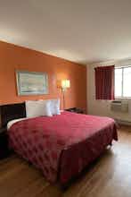 Hotel Reliance Inn photo 1