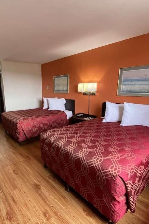 Hotel Reliance Inn photo 2