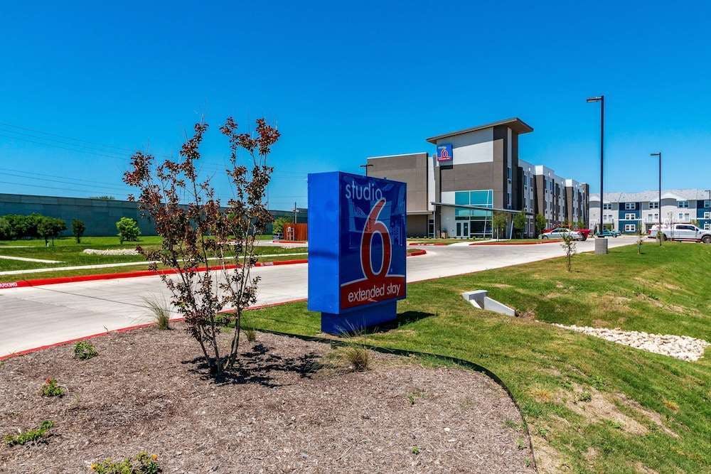 Studio6 San Marcos, TX