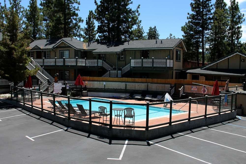 Fireside Lodge