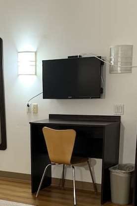 Hotel Motel6 Terrell, TX photo 1