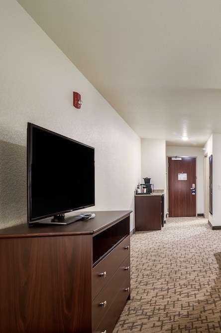 Hotel Cobblestone Hotel and Suites Victor photo 3